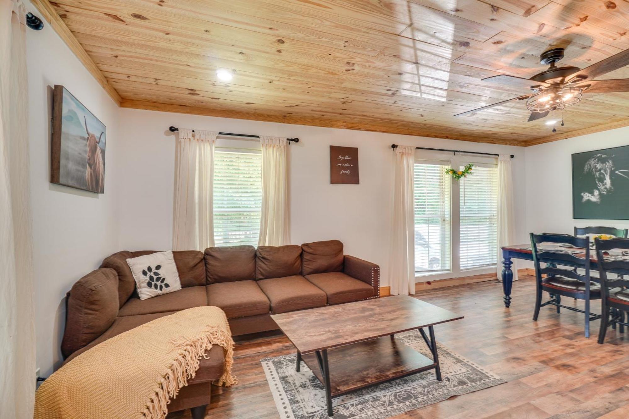 Creekside Ranch With Porch About 2 Mi To Pkwy Pigeon Forge Exterior foto