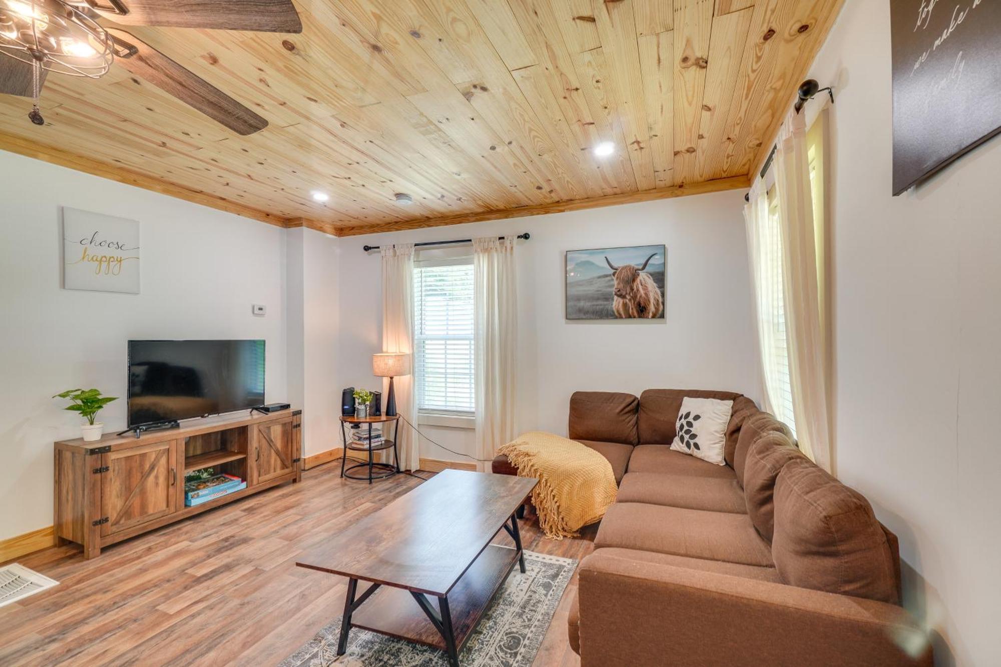 Creekside Ranch With Porch About 2 Mi To Pkwy Pigeon Forge Exterior foto