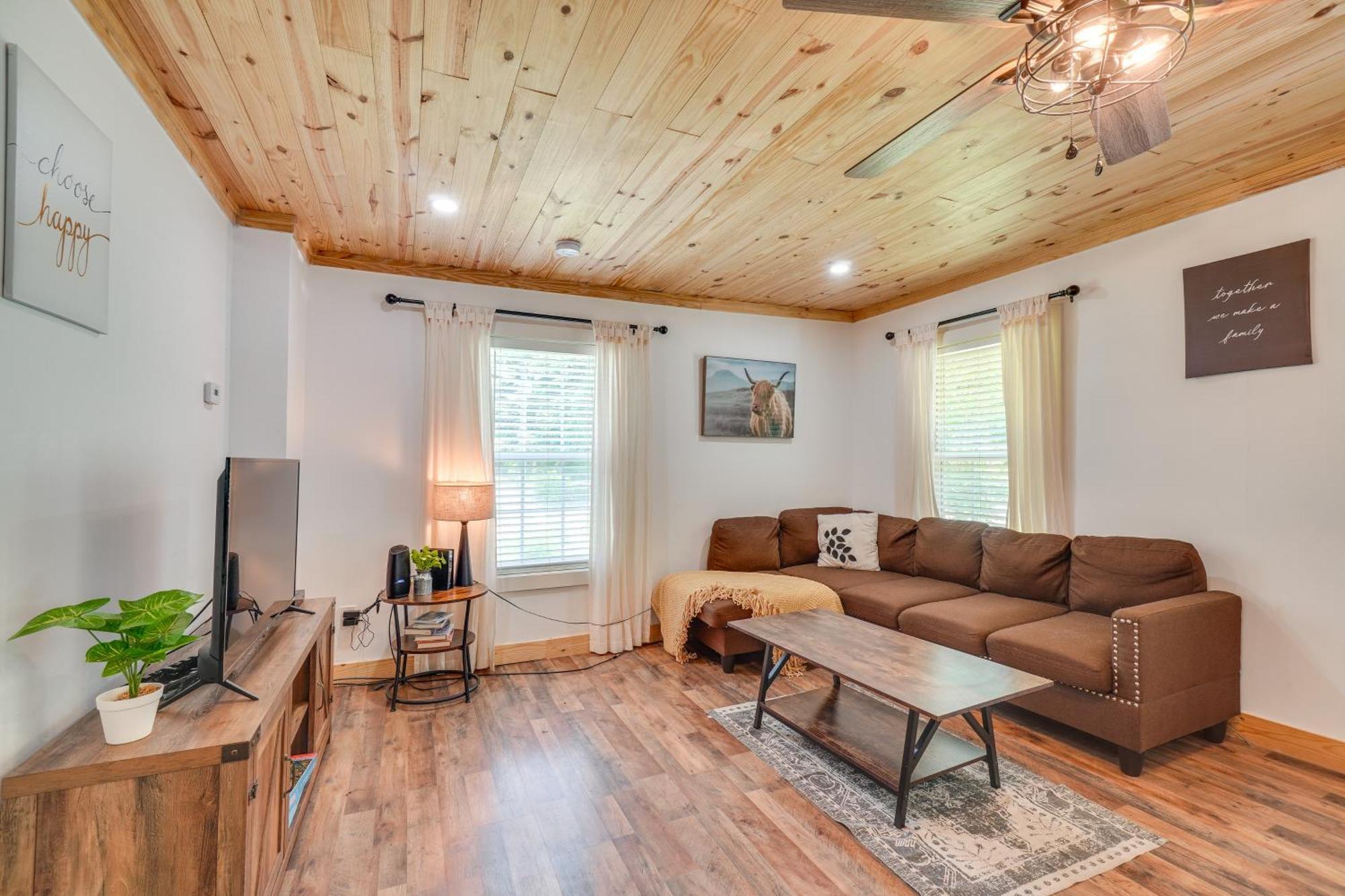 Creekside Ranch With Porch About 2 Mi To Pkwy Pigeon Forge Exterior foto